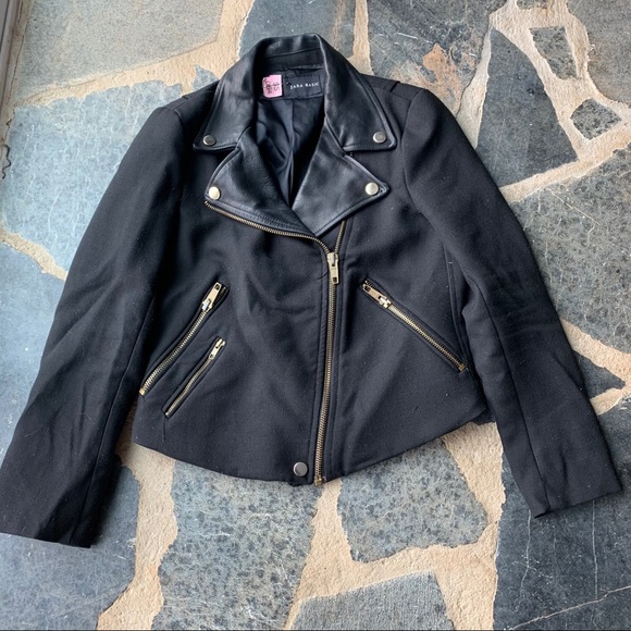Zara Jackets & Blazers - Zara basic knit and leather moto jacket